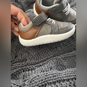 Munchkin Stride Rite Gray and Brown Kids Sneakers